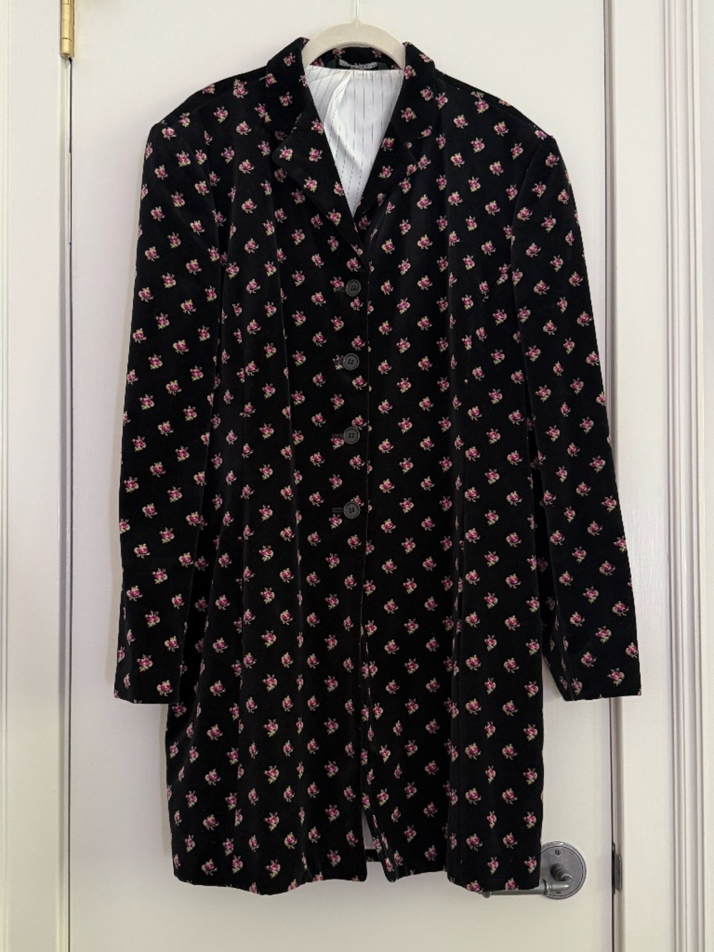 Vintage Laura Ashley Black Blazer with Floral Design 12